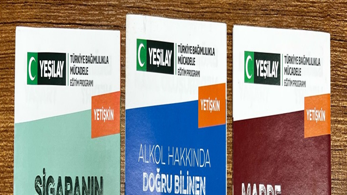Bağımlılık ve Sağlıklı Yaşam Farkındalığı İçin Broşür Dağıtımı